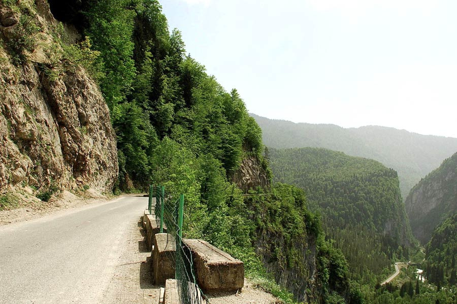Дорога на озеро Рица, Абхазия
